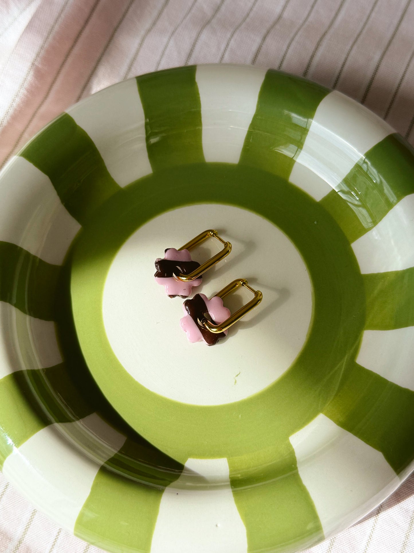 Boucles d'oreilles polo rose