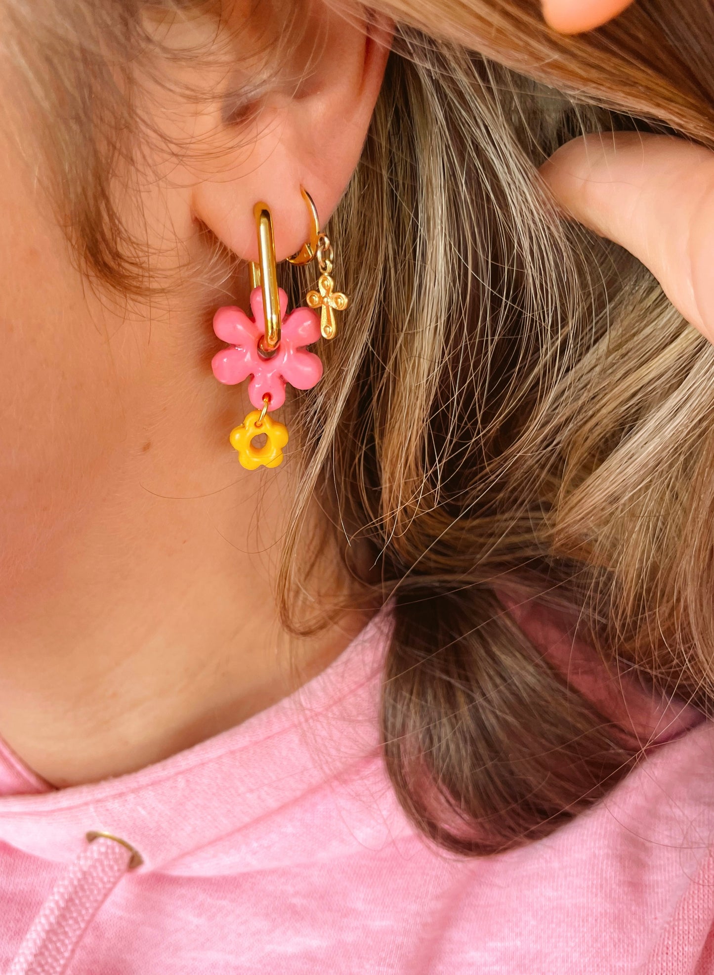 Boucles d'oreille Poppy roses et jaunes
