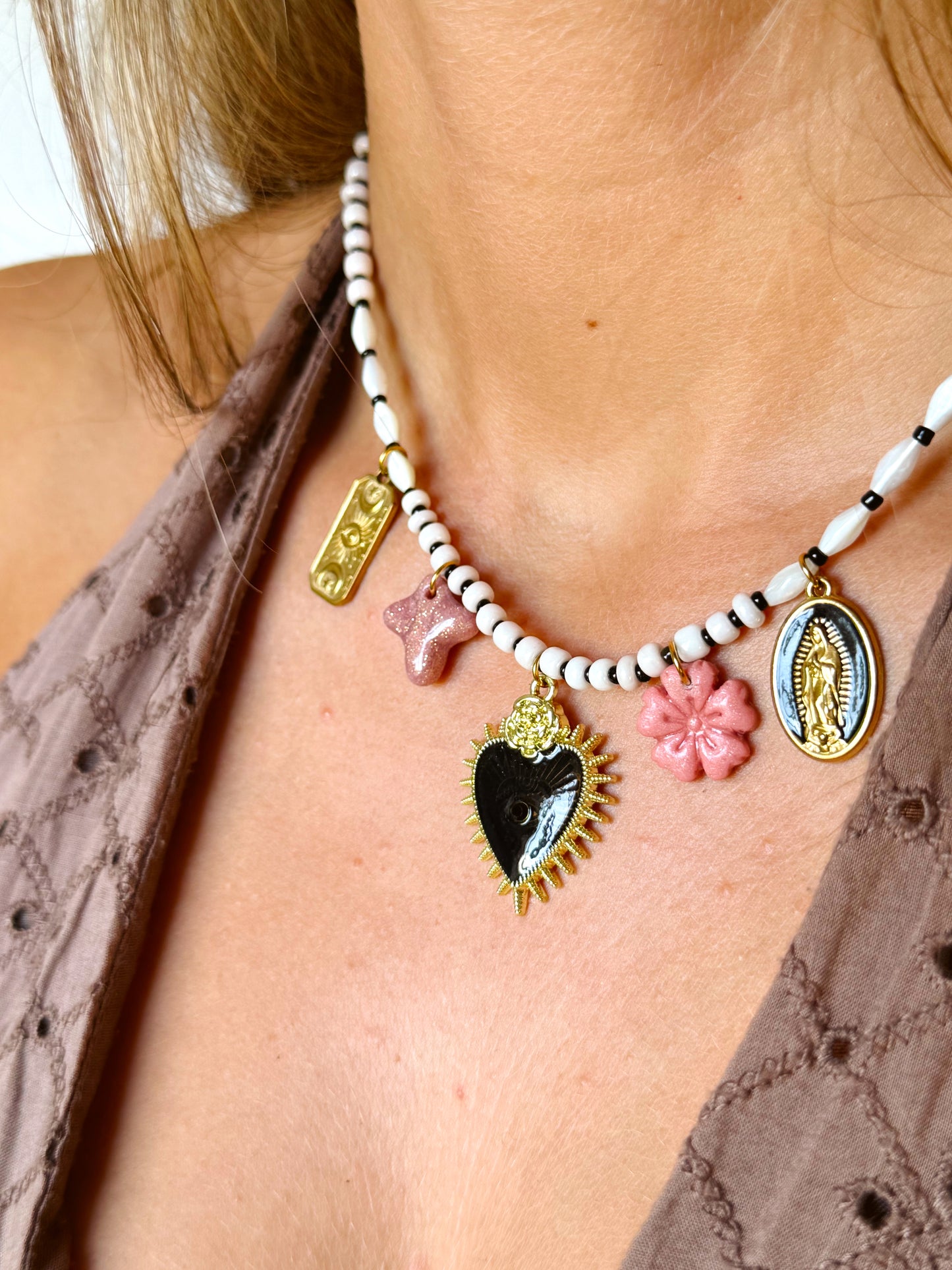 Collier Narcisse