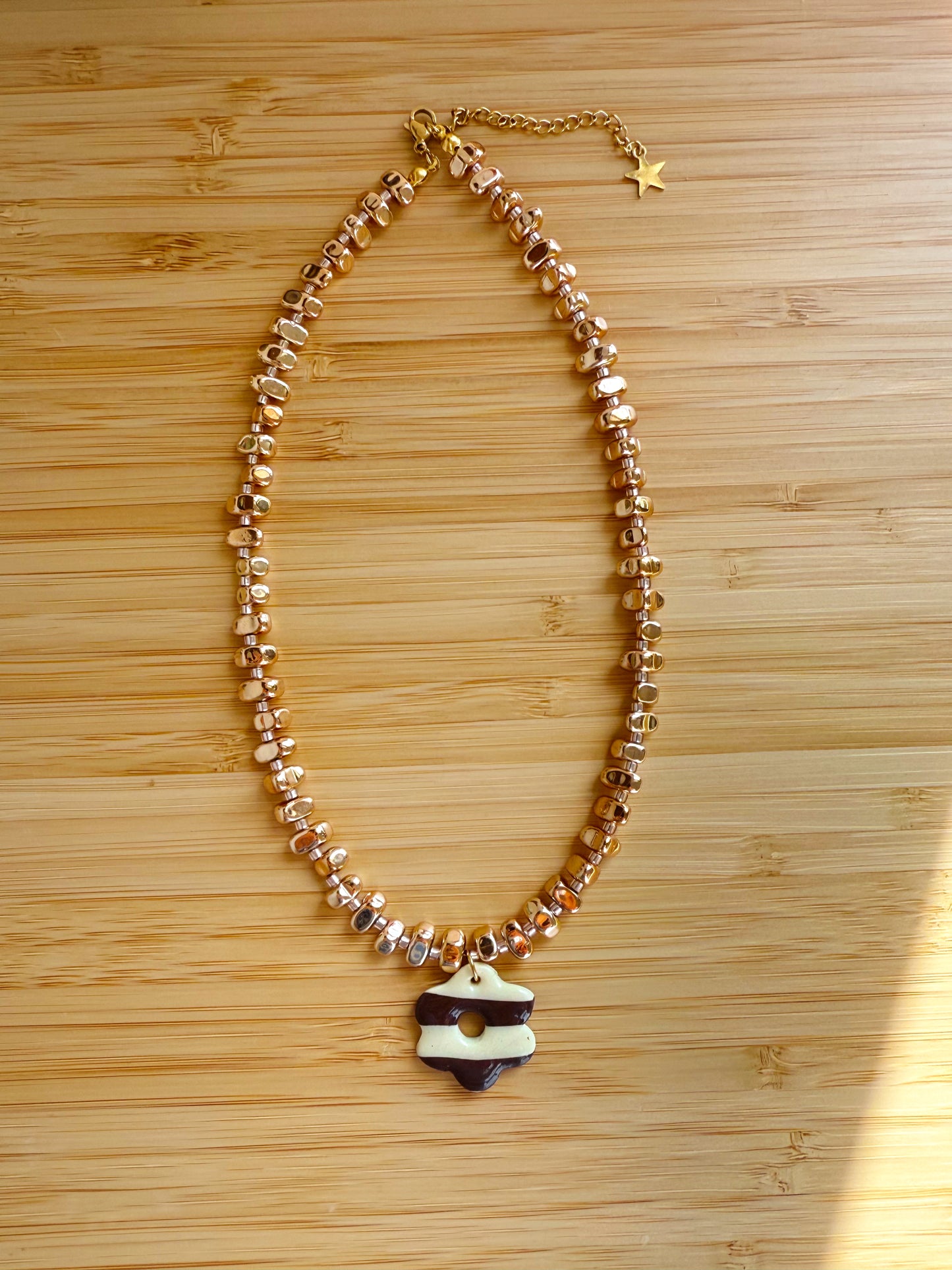 Collier Goldie jaune et marron