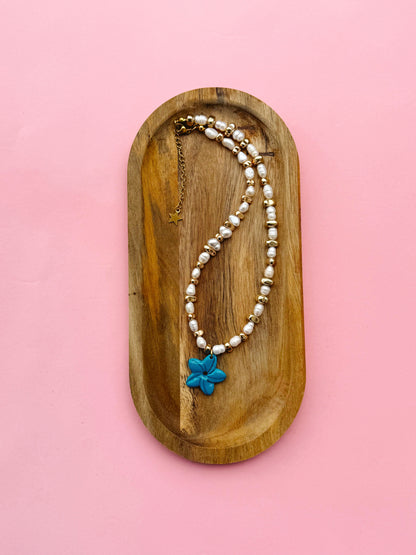 Collier fleur Aloha, 2 couleurs au choix
