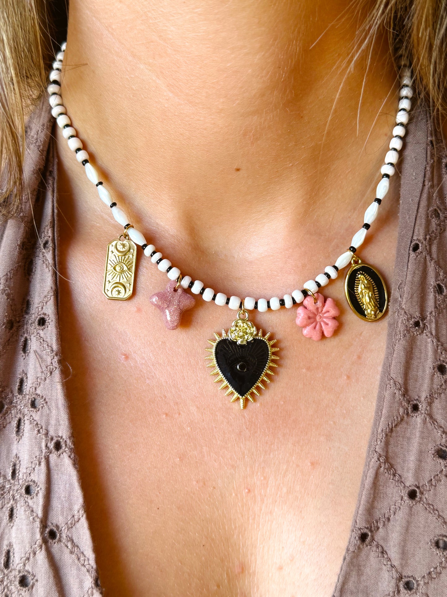 Collier Narcisse