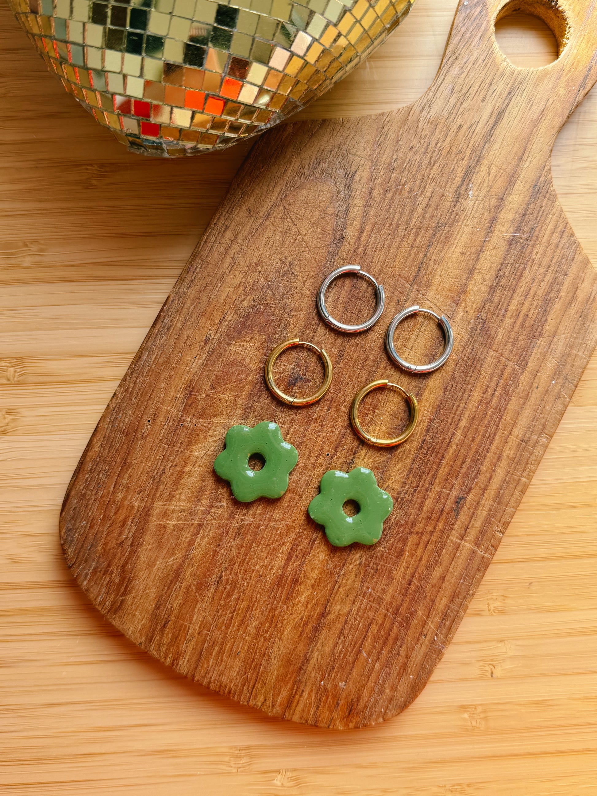boucles d'oreilles fleur fait main pâte polymère